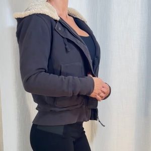 CONVERSE ALL-STAR WOMEN JACKET. Size M.